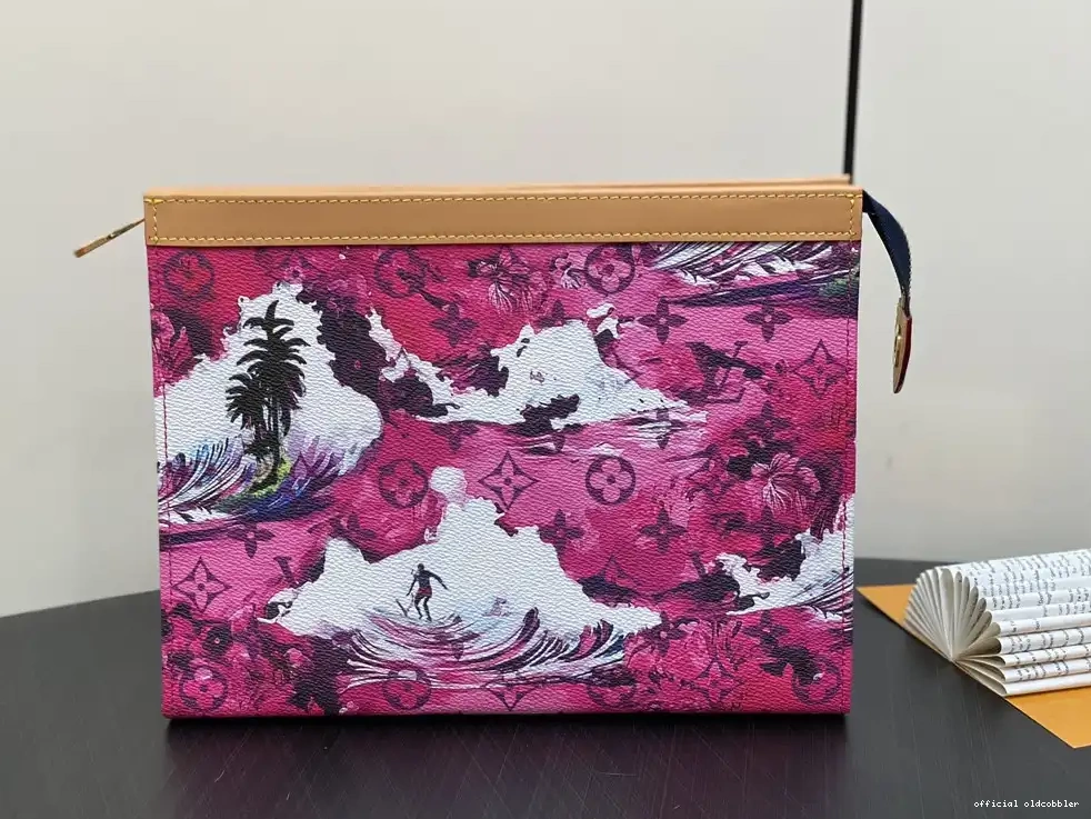 Official oldcobbler VUITTON LOUIS VOYAGE-27*21*6CM POCHETTE 0522